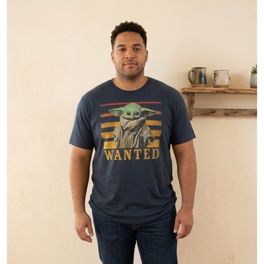 Star Wars Mad Engine Mens 2XL Baby Yoda Grogu Wanted Black Graphic Tshirt